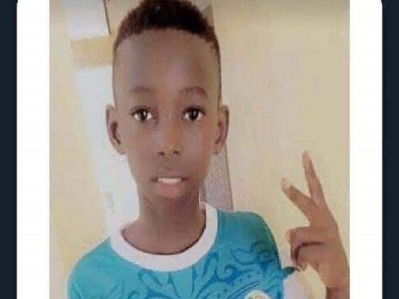 Mort d'un migrant de 14  ans en mer: son père placé en garde à vue