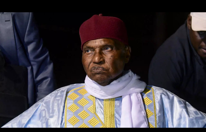 Lettre ouverte à Maitre Abdoulaye Wade : En 2024,  Macky ne pourra être candidat. Votre candidature impossible en est la preuve
