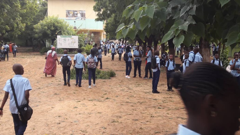 Au Collègue St Augustin de Thiès, c’est la bourse ou la maison pour les enfants ! Au Collègue St Augustin de Thiès, c’est la bourse ou la maison pour les enfants !