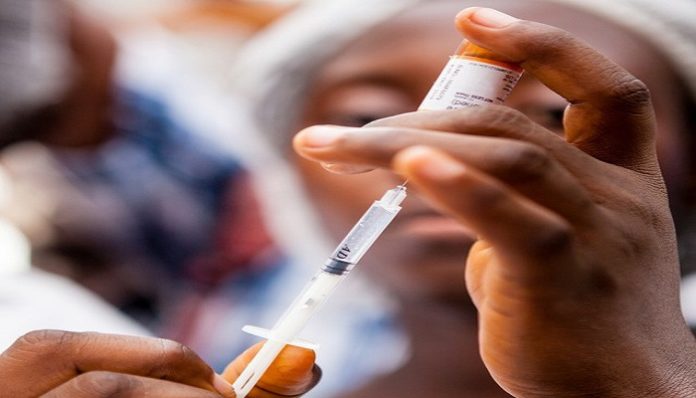 Situation inédite au Sénégal: faute d’argent, la vaccination des enfants en péril