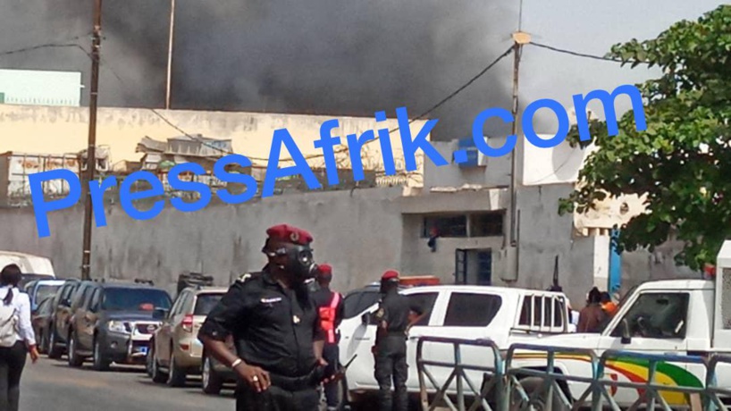 Incendie au Môle 10 : les journalistes interdits de se rapprocher du Port autonome de Dakar