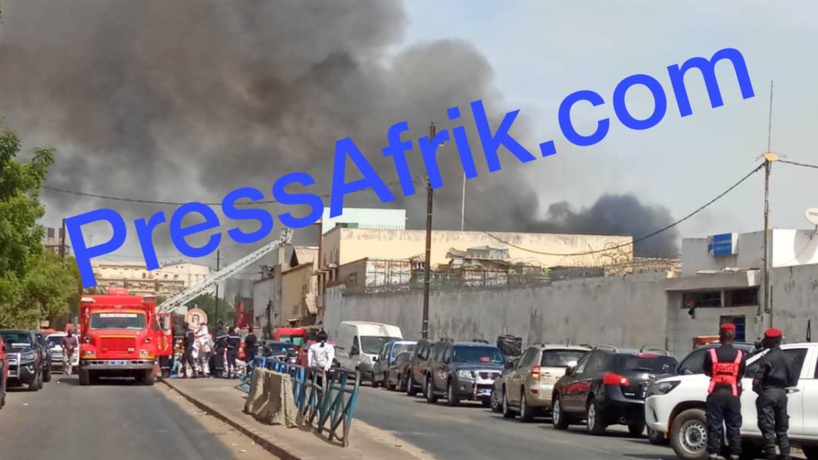 Incendie au Môle 10 : les journalistes interdits de se rapprocher du Port autonome de Dakar