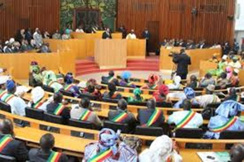 ​Assemblée nationale : les parlementaires proposent la réduction des longues détentions préventives