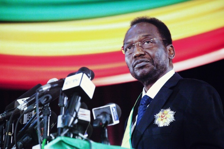 Mali: Dioncounda Traoré rappelle à l'ordre les bérets rouges et les bérets verts