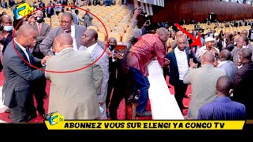 Affrontements au Parlement à Kinshasa, la police intervient Affrontements au Parlement à Kinshasa, la police intervient