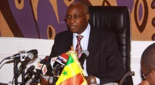 Retard des salaires : Les enseignants de l’Apr réclament la tête de Serigne Mbaye THIAM