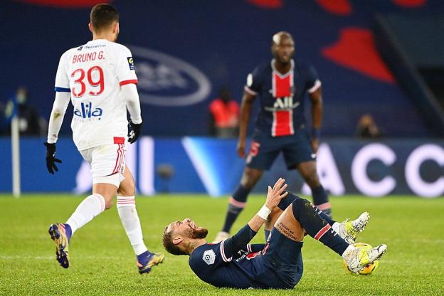 Neymar devrait être absent environ trois semaines