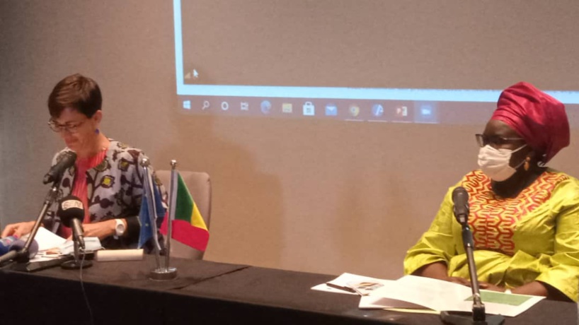 Un programme pour la compétitivité des filières mangue et oignon, doté de près de 2,3 milliards FCFA, lancé à Dakar Un programme pour la compétitivité des filières mangue et oignon, doté de près de 2,3 milliards FCFA, lancé à Dakar
