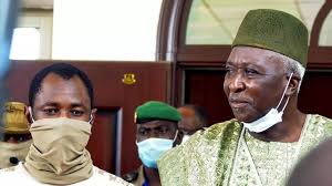 Grève au Mali: les derniers propos du président Bah N’Daw braquent les syndicats