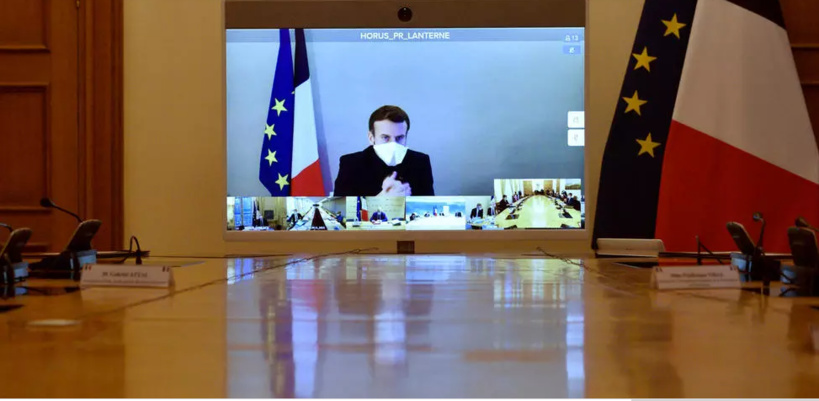 Macron présente "encore des symptômes" du Covid-19 (Attal) Macron présente "encore des symptômes" du Covid-19 (Attal)