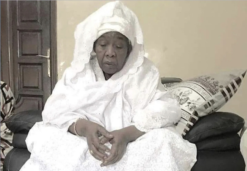 Élégie pour Seyda Mariama Niasse, sainte Dame d’honneur (Par Dr Massamba Gueye) Élégie pour Seyda Mariama Niasse, sainte Dame d’honneur (Par Dr Massamba Gueye)
