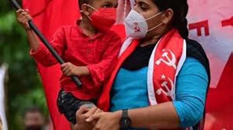 Inde : une étudiante de 21 ans élue maire de la capitale du Kerala Inde : une étudiante de 21 ans élue maire de la capitale du Kerala