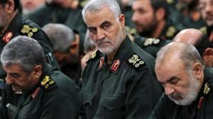 Iran: un an après l'assassinat de Soleimani, Téhéran craint une attaque américaine Iran: un an après l'assassinat de Soleimani, Téhéran craint une attaque américaine