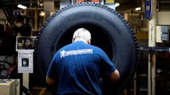 Michelin compte supprimer jusqu'à 2 300 postes d'ici à trois ans en France