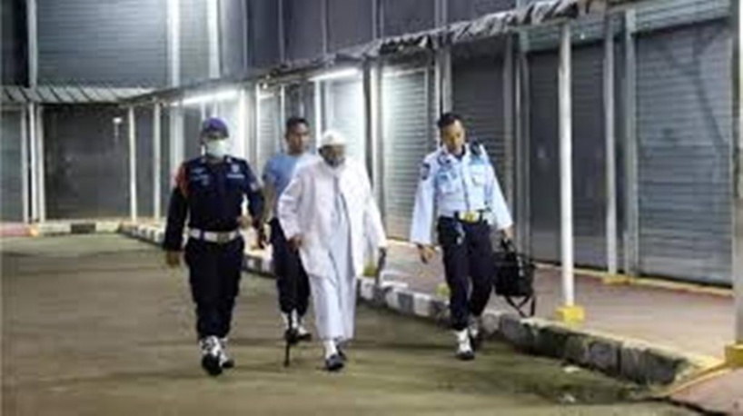 Indonésie: quelles conséquences après la libération du chef islamiste Abu Bakar Bashir? Indonésie: quelles conséquences après la libération du chef islamiste Abu Bakar Bashir?