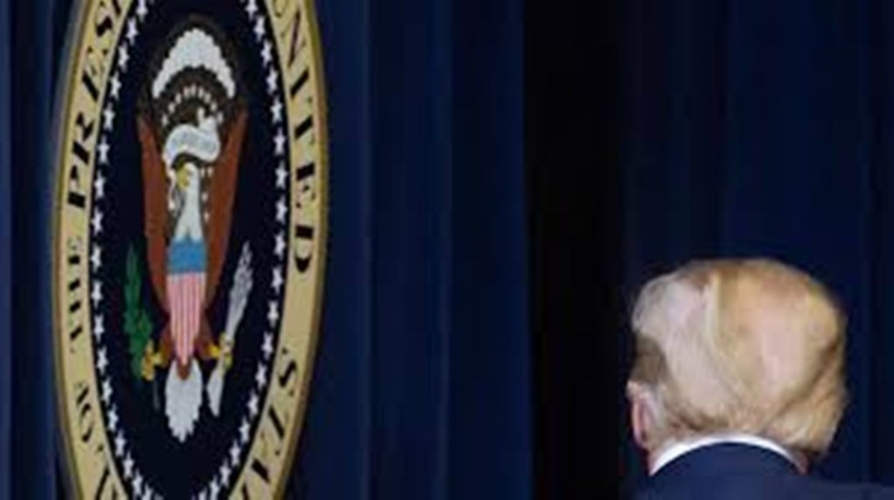 États-Unis: les défections continuent autour de Trump après les violences au Capitole États-Unis: les défections continuent autour de Trump après les violences au Capitole