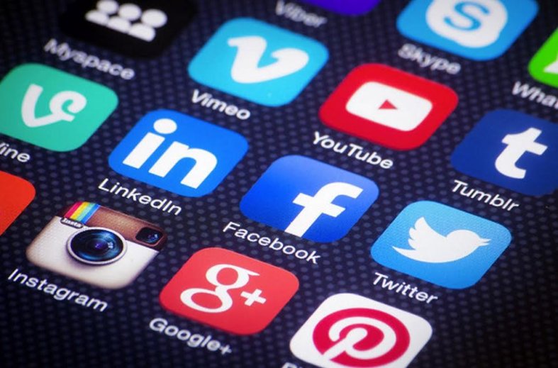 L'Ouganda ordonne le blocage des réseaux sociaux et messageries à 2 jours de la présidentielle