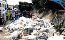 Dakar encore sous la menace des ordures