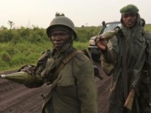 29 juillet 2012, Nord-Kivu. Les soldats des FARDC patrouillent dans la région de Goma où les forces rebelles du M23 sont présentes.