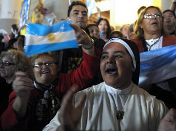 L'Argentine enthousiaste après la nomination du pape François