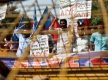 Manifestations de colère et de protestation devant l'ambassade d'Italie à New Delhi le 13 Mars 2013.