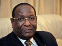 L'ancien Premier ministre Lansana Kouyaté demande à Alpha Condé d'aider à faire avancer le débat.