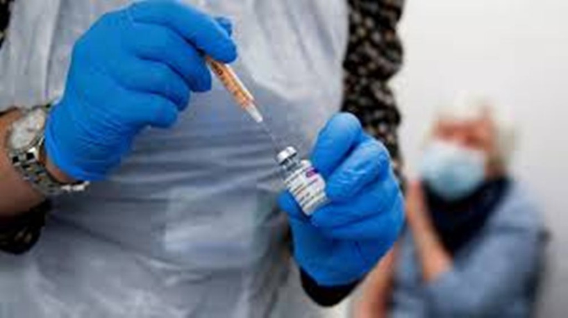 Vaccin contre le Covid-19: le bras de fer entre l’UE et le laboratoire AstraZeneca