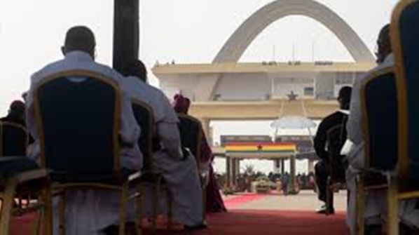 Ghana: l’ancien président Jerry Rawlings enterré avec les honneurs