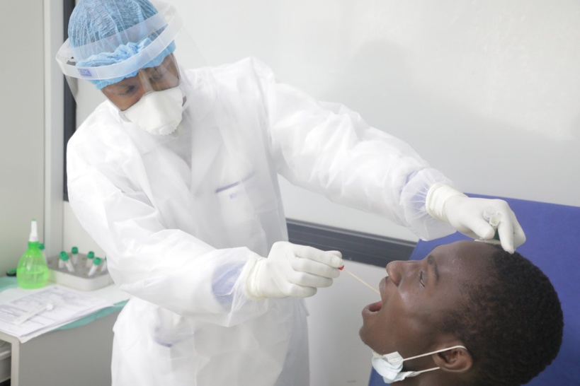 Dr Papa Alassane Diaw explique comment l’Iressef traque le nouveau variant britannique au Sénégal Dr Papa Alassane Diaw explique comment l’Iressef traque le nouveau variant britannique au Sénégal