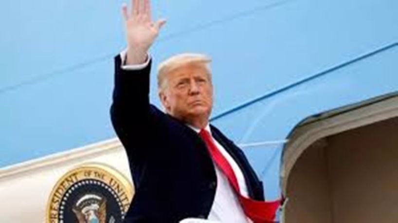 Procès en destitution de Donald Trump: plusieurs de ses avocats jettent l'éponge Procès en destitution de Donald Trump: plusieurs de ses avocats jettent l'éponge