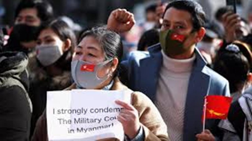 Après le coup d’État en Birmanie, une pluie de condamnations internationales Après le coup d’État en Birmanie, une pluie de condamnations internationales