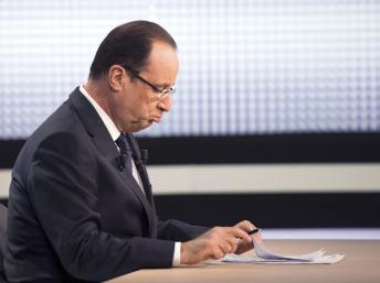 Prudence de François Hollande sur la situation des otages
