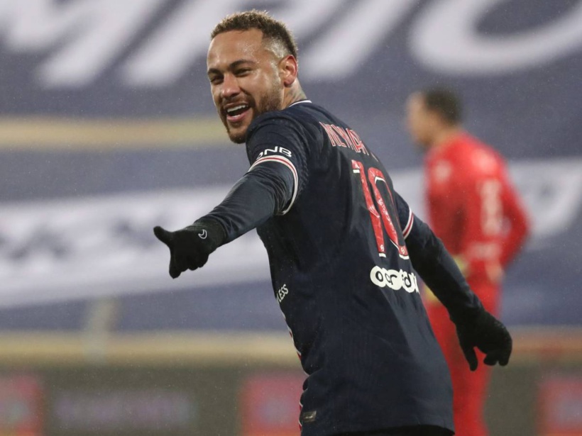 Choc OM-PSG: Neymar bien présent dans le groupe parisien Choc OM-PSG: Neymar bien présent dans le groupe parisien