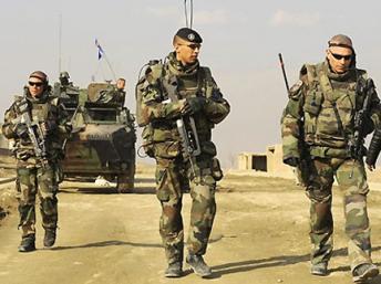 Soldats français patrouillant près de Kaboul en Afghanistan. (Photo : AFP)