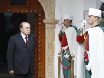 Le président Abdelaziz Bouteflika au Palais présidentiel à Alger, le 26 November 2012 Reuters/Louafi Larbi