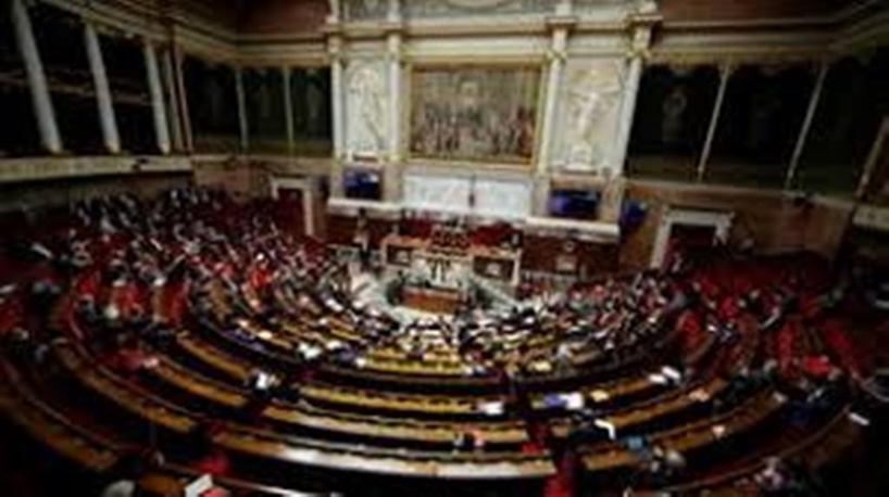 Violences sexuelles sur mineurs : l'Assemblée examine un renforcement de la loi