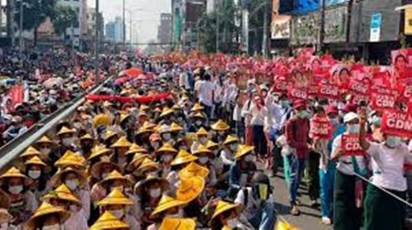 Birmanie: la grève générale pas découragée par les menaces de la junte Birmanie: la grève générale pas découragée par les menaces de la junte