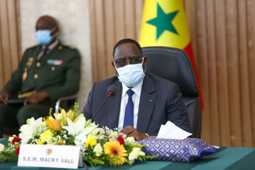 Macky Sall : "je vais me faire vacciner le plutôt possible" Macky Sall : "je vais me faire vacciner le plutôt possible"