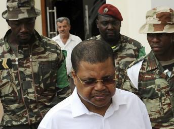 Nicolas Tiangaye, reconduit Premier ministre de la République centrafricaine. Photo : Bangui, le 27 mars 2013. AFP/SIA KAMBOU