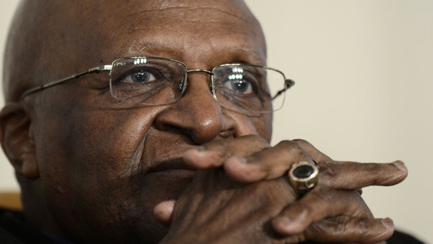 Afrique du Sud: deuxième journée d’hôpital pour Desmond Tutu