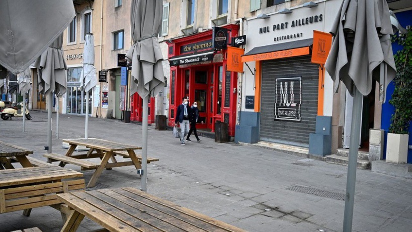 Coronavirus en Italie : Ecoles, universités, bars et restaurants vont refermer dans la majorité du pays Coronavirus en Italie : Ecoles, universités, bars et restaurants vont refermer dans la majorité du pays