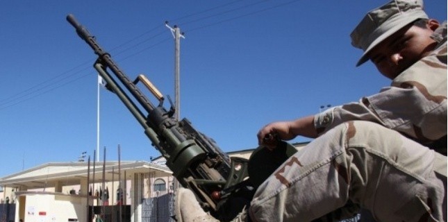 Libye: des groupes armés font pression pour chasser les responsables liés au régime Kadhafi