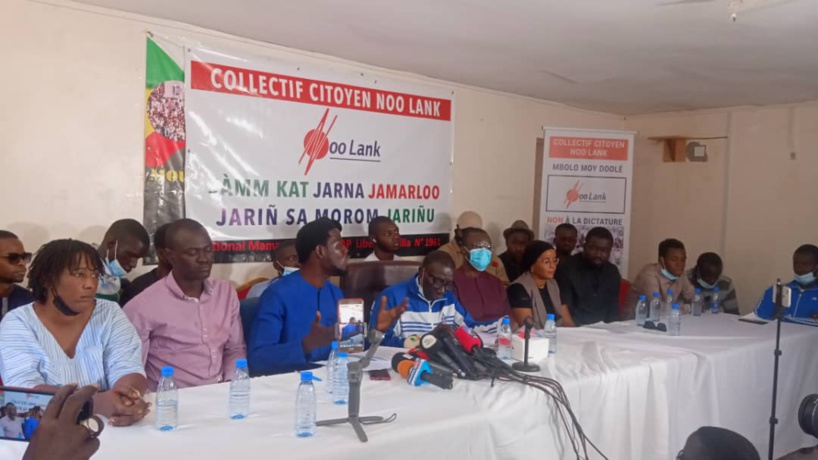 Visite chez "Noo Lank" : Ousmane Sonko appelle les mouvements citoyens à faire bloc pour "restaurer la démocratie" Visite chez "Noo Lank" : Ousmane Sonko appelle les mouvements citoyens à faire bloc pour "restaurer la démocratie"