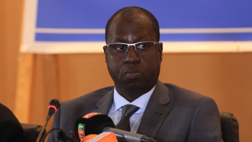 Aéroport Léopold Sédar Senghor: Macky Sall va soustraire 10 hectares pour en faire un parc forestier Aéroport Léopold Sédar Senghor: Macky Sall va soustraire 10 hectares pour en faire un parc forestier
