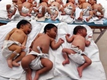 En Espagne, une nouvelle affaire de «bébés volés» fait scandale. REUTERS/Pawan Kumar