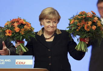 Covid-19 : Angela Merkel s'excuse d'avoir voulu renforcer les restrictions à Pâques en Allemagne