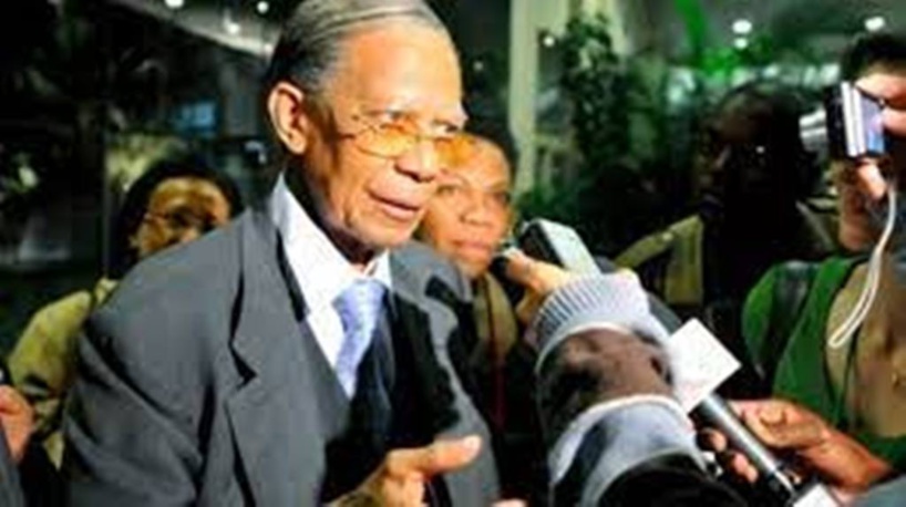 Madagascar: l'ancien chef de l'État Didier Ratsiraka est mort à 84 ans Madagascar: l'ancien chef de l'État Didier Ratsiraka est mort à 84 ans