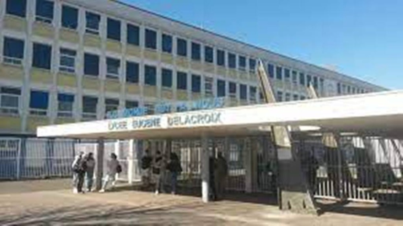 Covid-19 : en Seine-Saint-Denis, “les écoles restent ouvertes à tout prix, même sans professeurs” Covid-19 : en Seine-Saint-Denis, “les écoles restent ouvertes à tout prix, même sans professeurs”