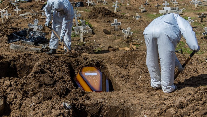 Covid-19 : l'hécatombe se poursuit au Brésil avec plus de 66 000 morts en mars Covid-19 : l'hécatombe se poursuit au Brésil avec plus de 66 000 morts en mars