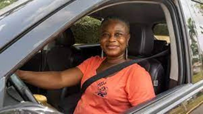 Miss Taxi, une ONG pour faire une place aux femmes dans le secteur des transports au Ghana Miss Taxi, une ONG pour faire une place aux femmes dans le secteur des transports au Ghana